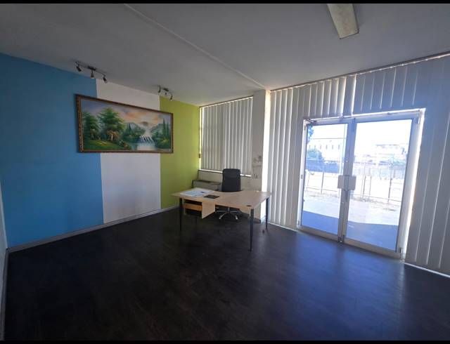 4,656M² WAREHOUSE TO LET IN ALRODE